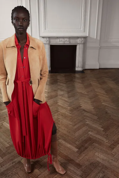 Look 27